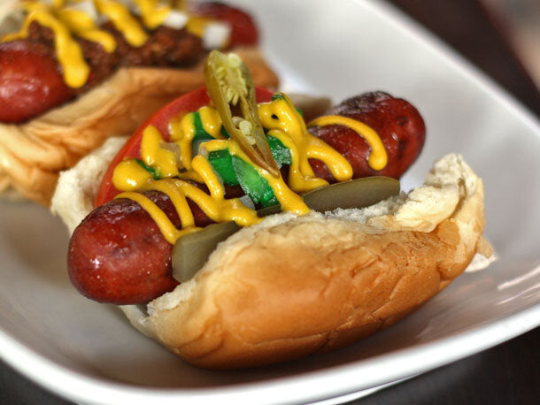 Chicken Vs Hotdog Review: Hot dog hot dog hot diggity dog! 